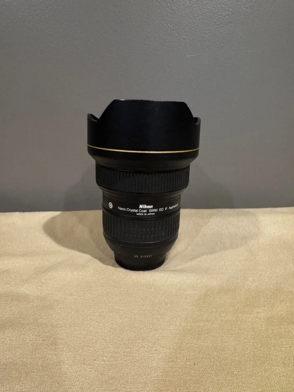 Nikon AF-S NIKKOR 14-24mm F/2.8G ED AF Lens Made in Japan